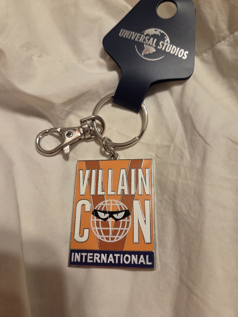 Universal Studios Villain Con International Keychain - Despicable Me